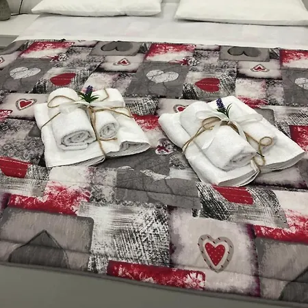 Bed & Breakfast A Casa Di Papi Lizzano (Apulia)